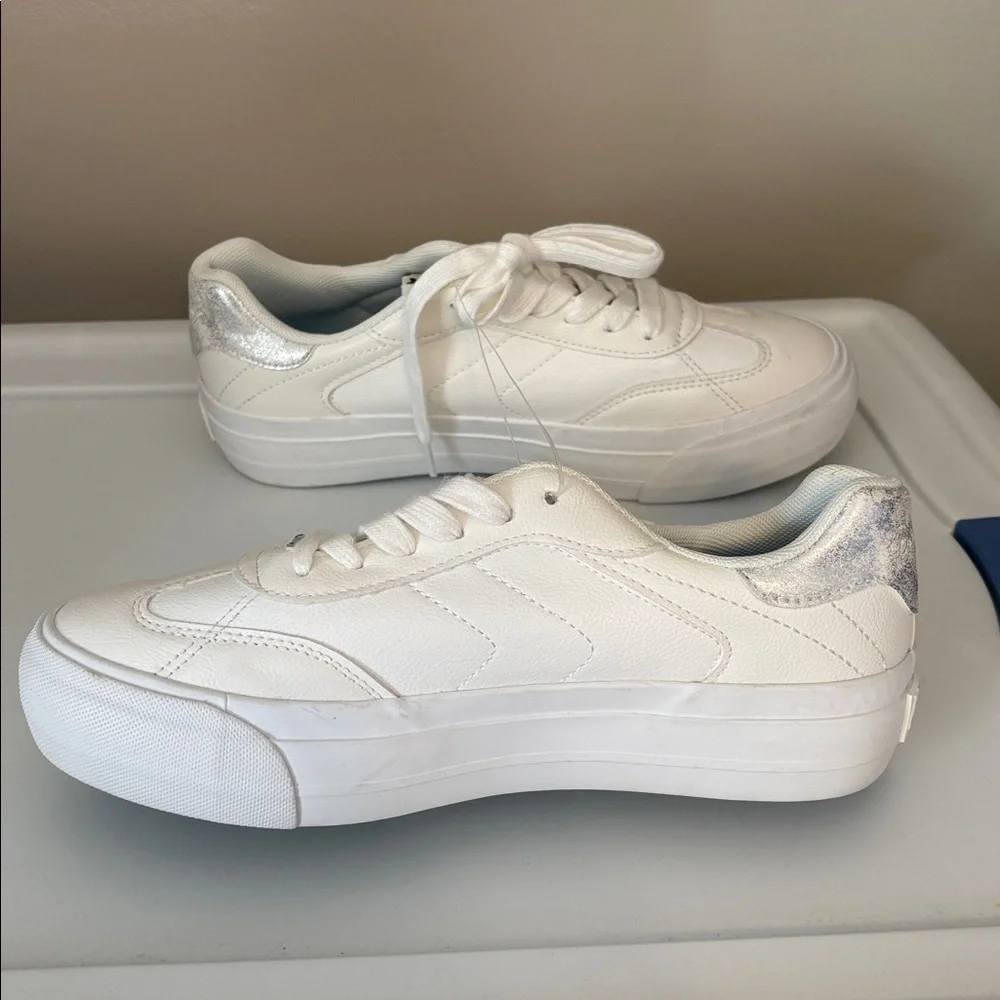 Blowfish‎ Malibu Platform Sneaker size 9